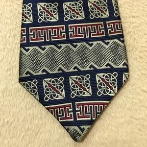 Patrick Francis-Celtic Knot Work-100%Silk-Ireland